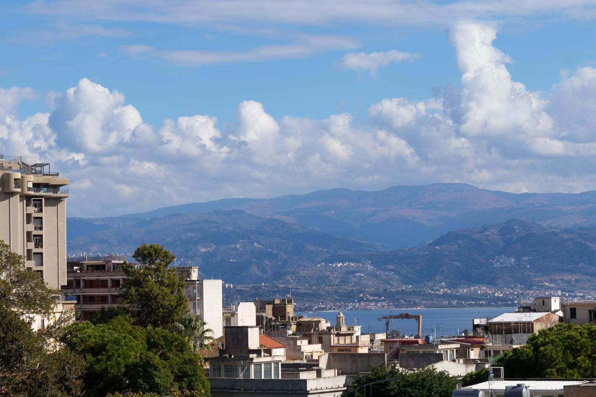 Prima Stella B&B Messina Dış mekan fotoğraf